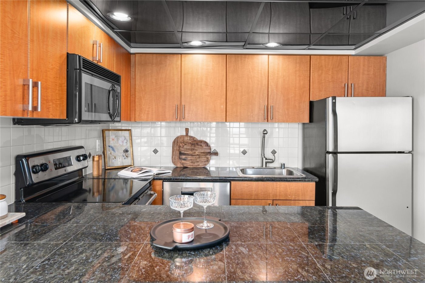 905 Cherry Street #701, Seattle, WA 98104