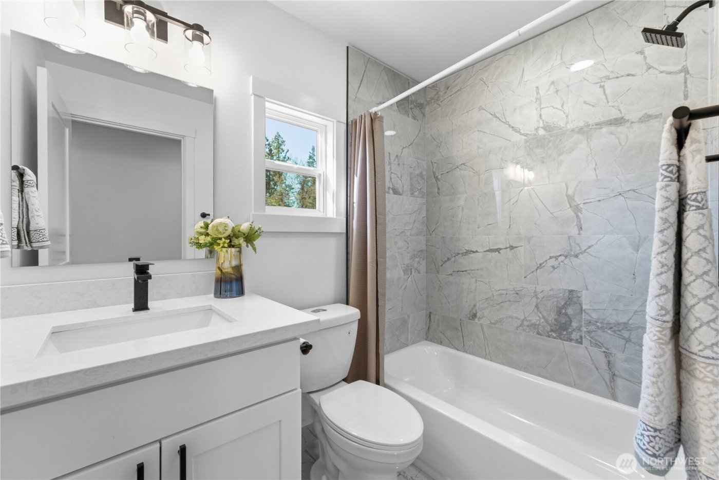 18804 NE 116th Street , Redmond, WA 98052