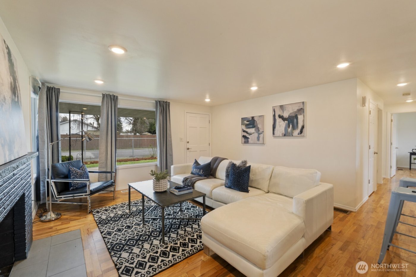 309 W Cole Street , Kent, WA 98032