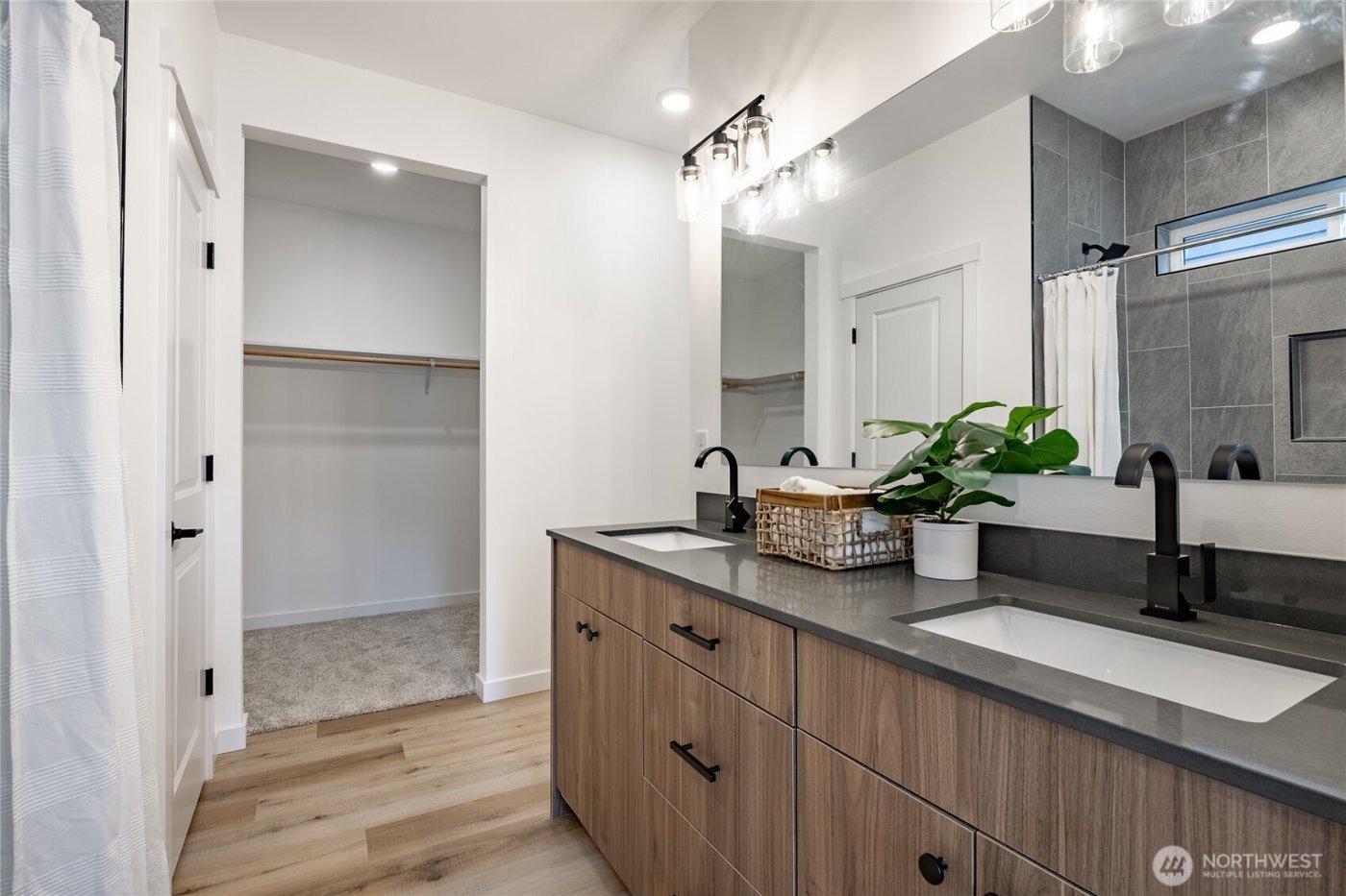 252 Sweet Gum Drive , Blaine, WA 98230