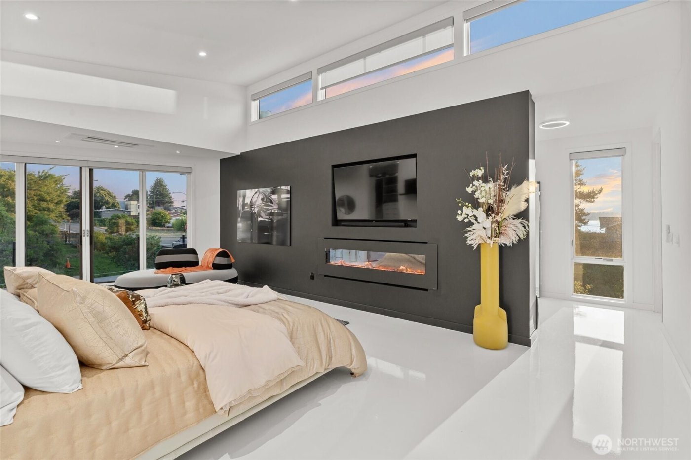 903 N 33rd Place , Renton, WA 98056