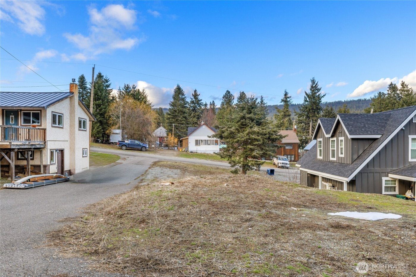 132 5th Street , Roslyn, WA 98941