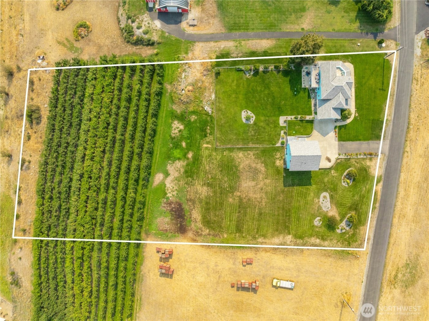 1190 Summit Boulevard , Manson, WA 98831