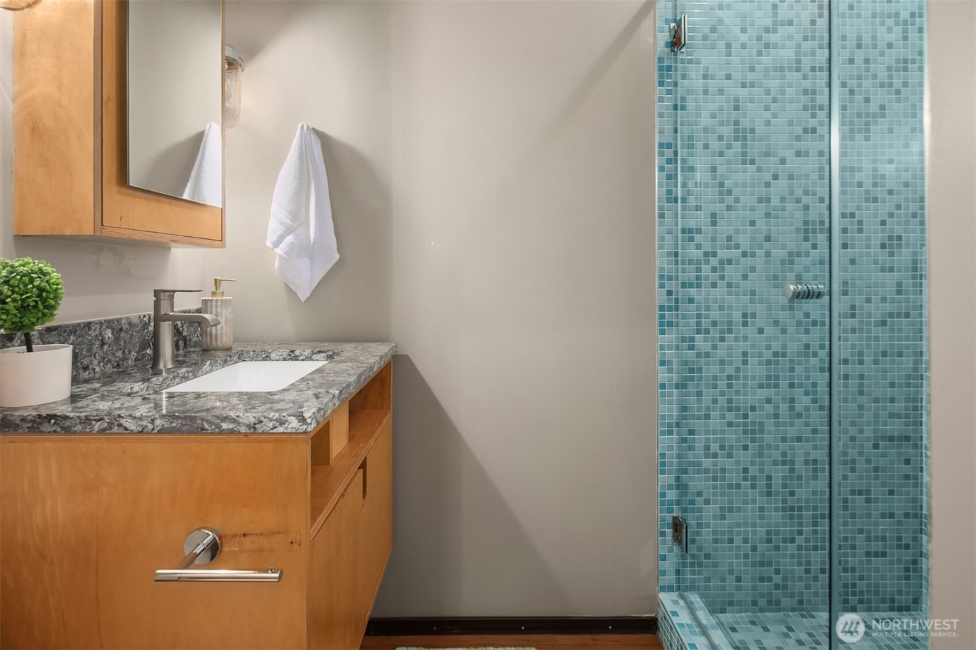 1709 Dexter Avenue N #A, Seattle, WA 98109