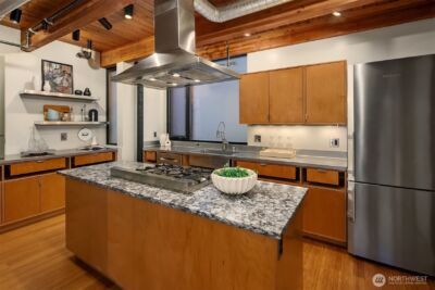 1709 Dexter Avenue N #A, Seattle, WA 98109 - Photo 10