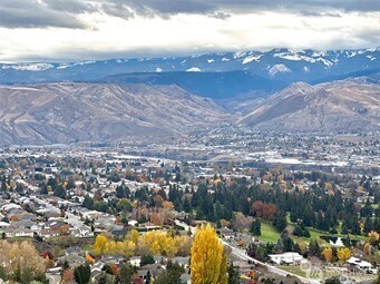 886 NE Conner Court , East Wenatchee, WA 98802