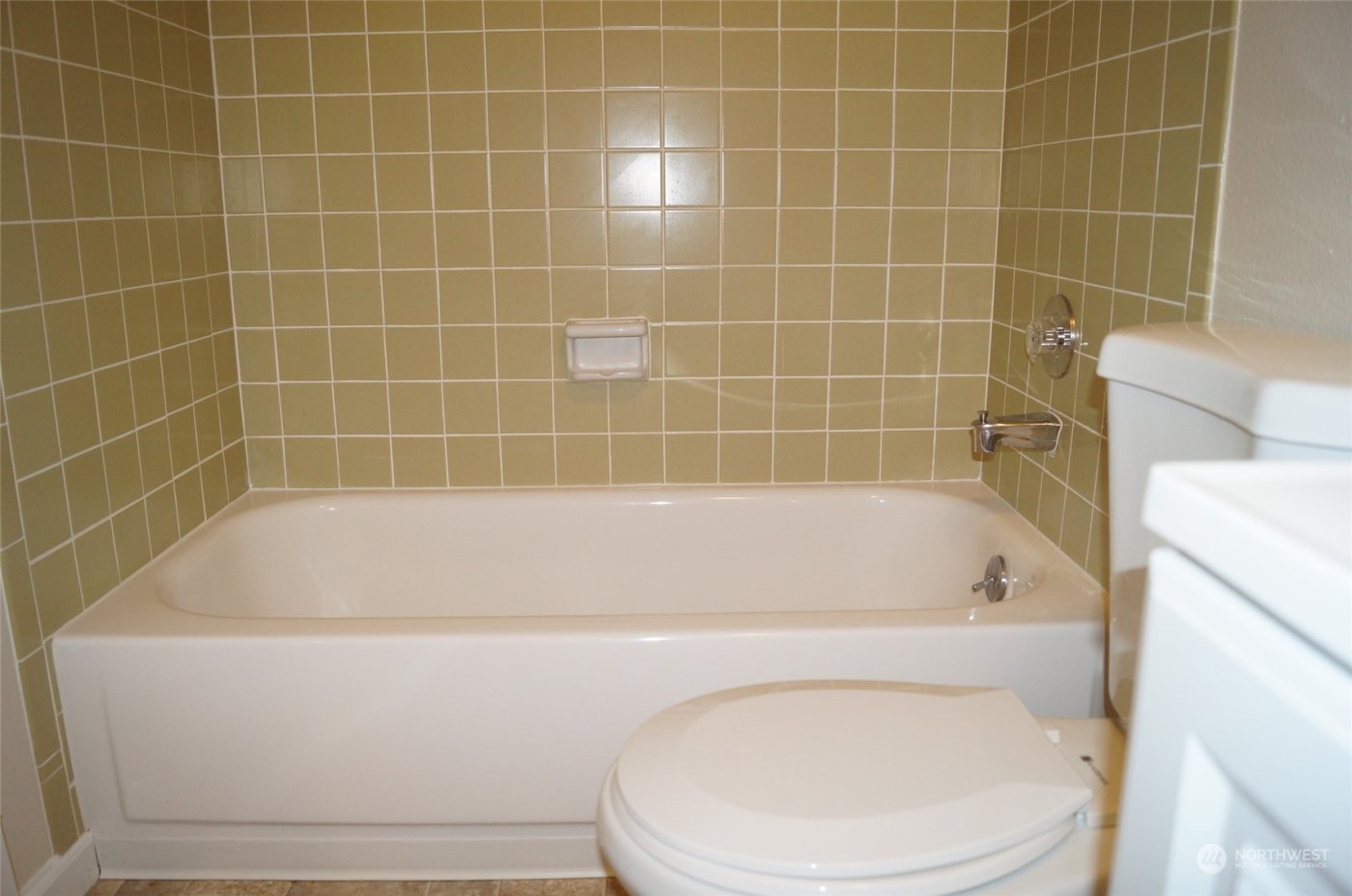 5601 S Thompson Avenue , Tacoma, WA 98408