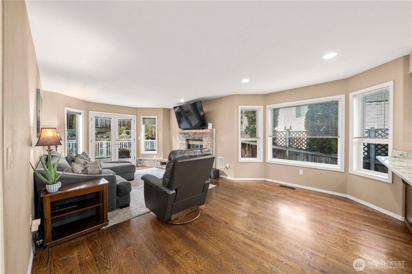 4121 52nd Street NE, Tacoma, WA 98422