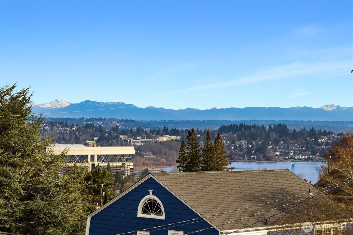 1208 E Newton Street , Seattle, WA 98102