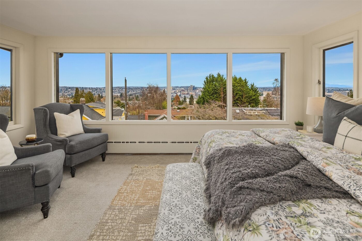 1208 E Newton Street , Seattle, WA 98102