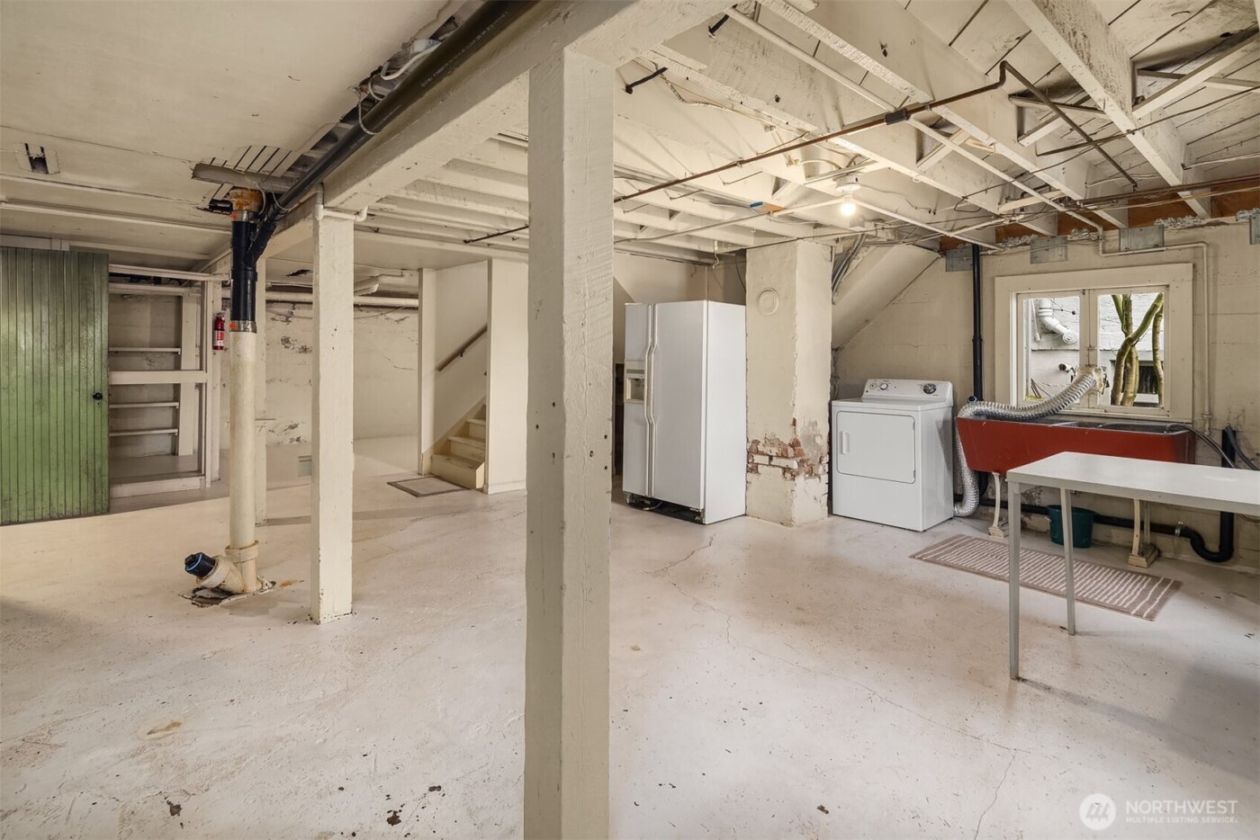 1208 E Newton Street , Seattle, WA 98102