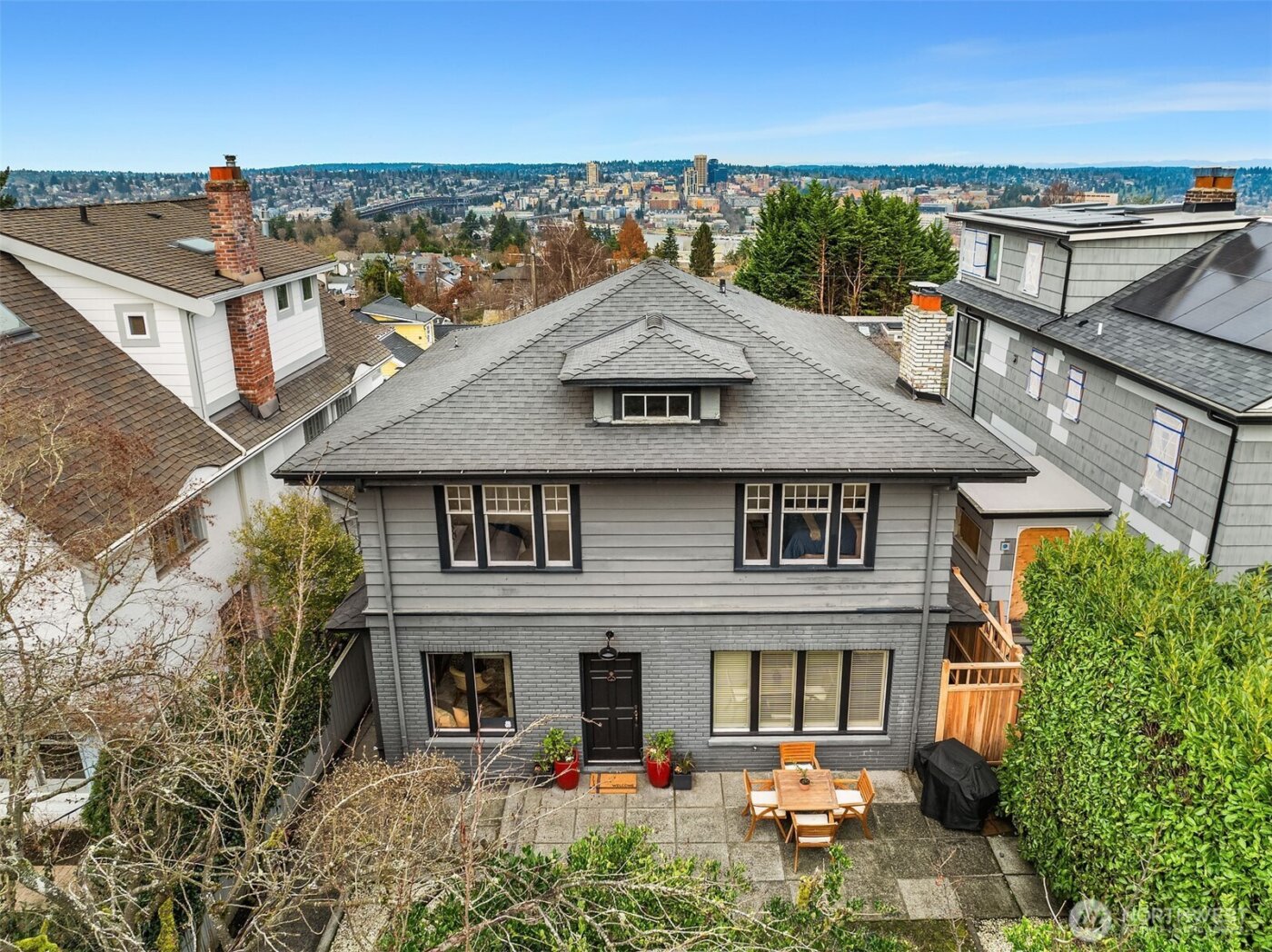 1208 E Newton Street , Seattle, WA 98102
