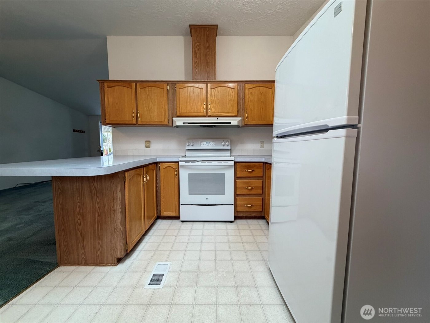 100 Leisure Drive , Aberdeen, WA 98520