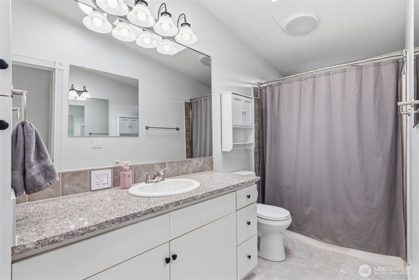 5318 NW 304th Street , Ridgefield, WA 98642