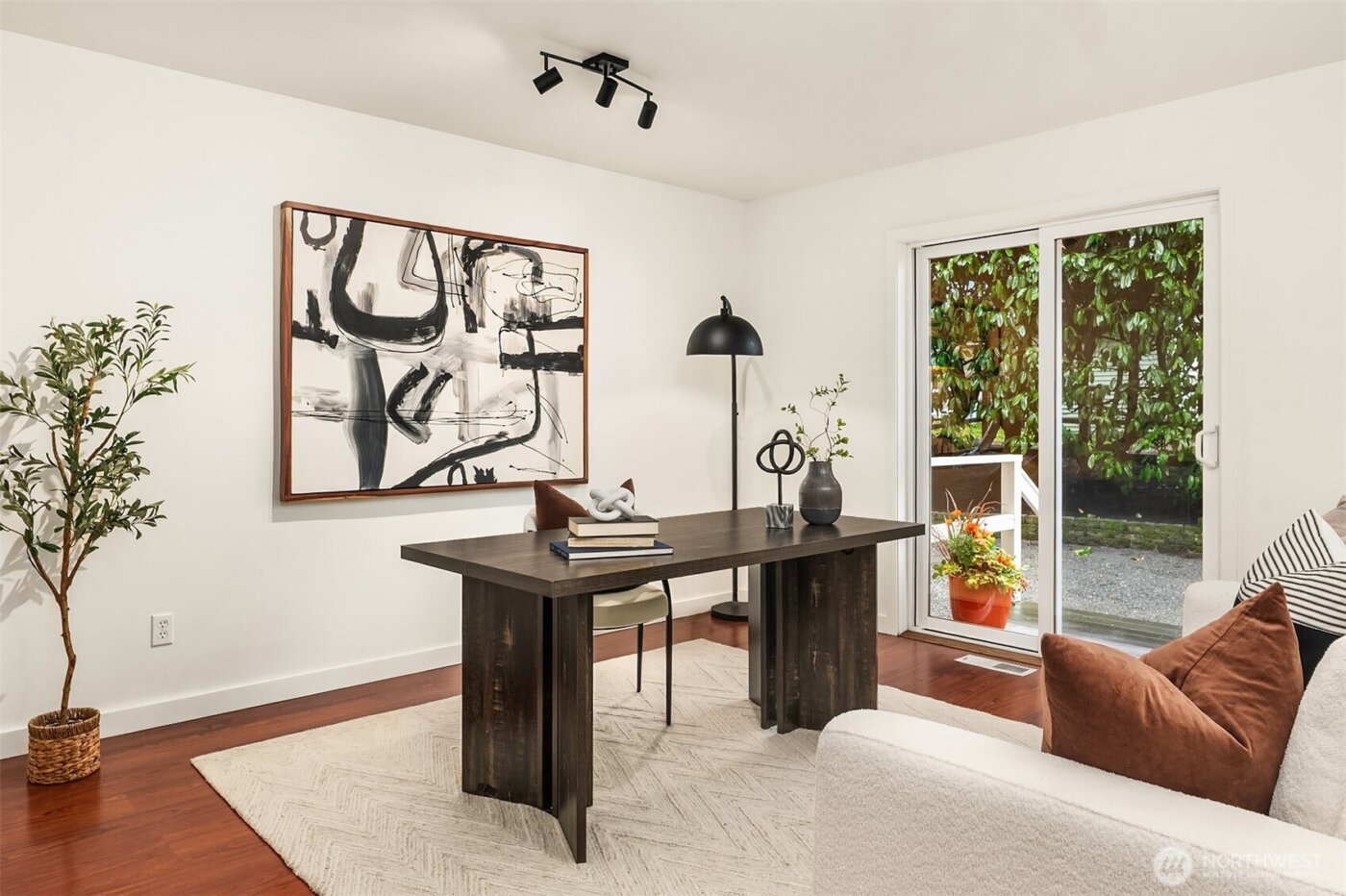 329 NE 185th Street , Shoreline, WA 98155