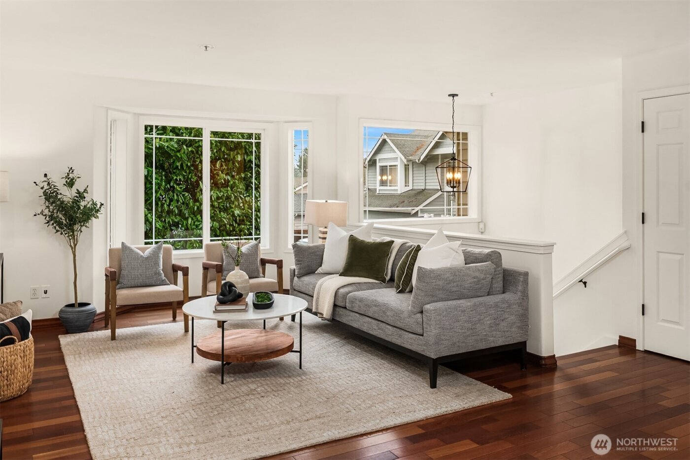 329 NE 185th Street , Shoreline, WA 98155