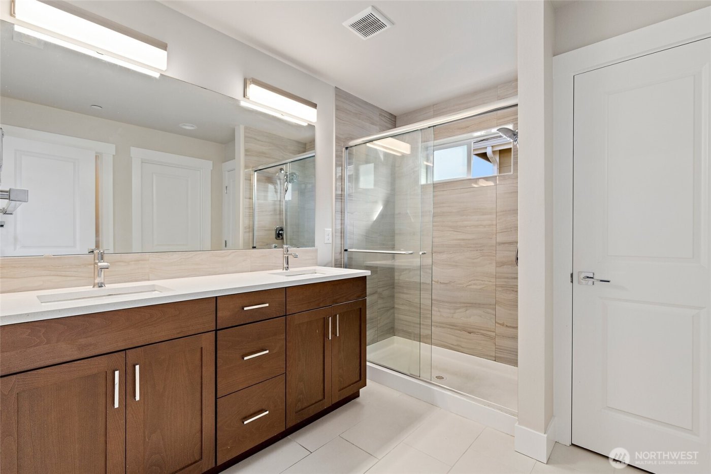 1109 146th Street SW #6, Lynnwood, WA 98087