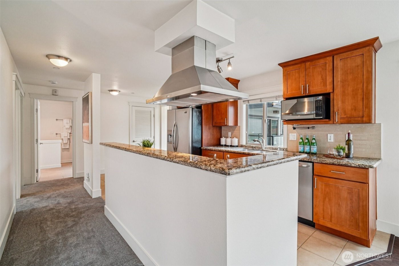 3204 81st Place SE #B202, Mercer Island, WA 98040