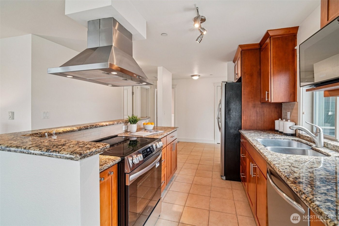 3204 81st Place SE #B202, Mercer Island, WA 98040