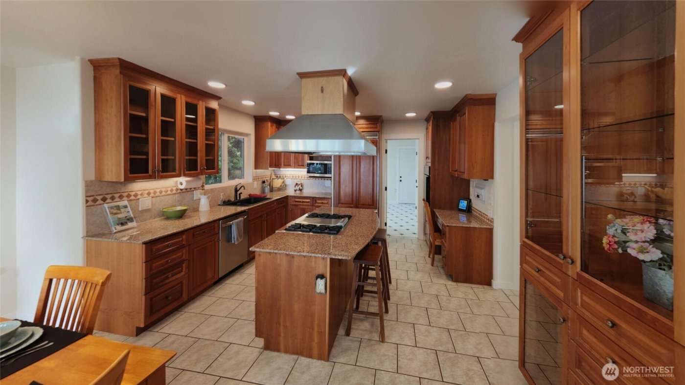 10405 Samish Island Road , Bow, WA 98232-9400