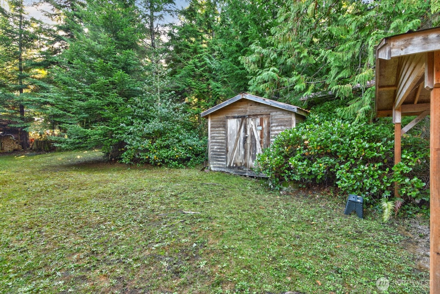 2103 Sherwood Forest Lane , Camano Island, WA 98282-8230