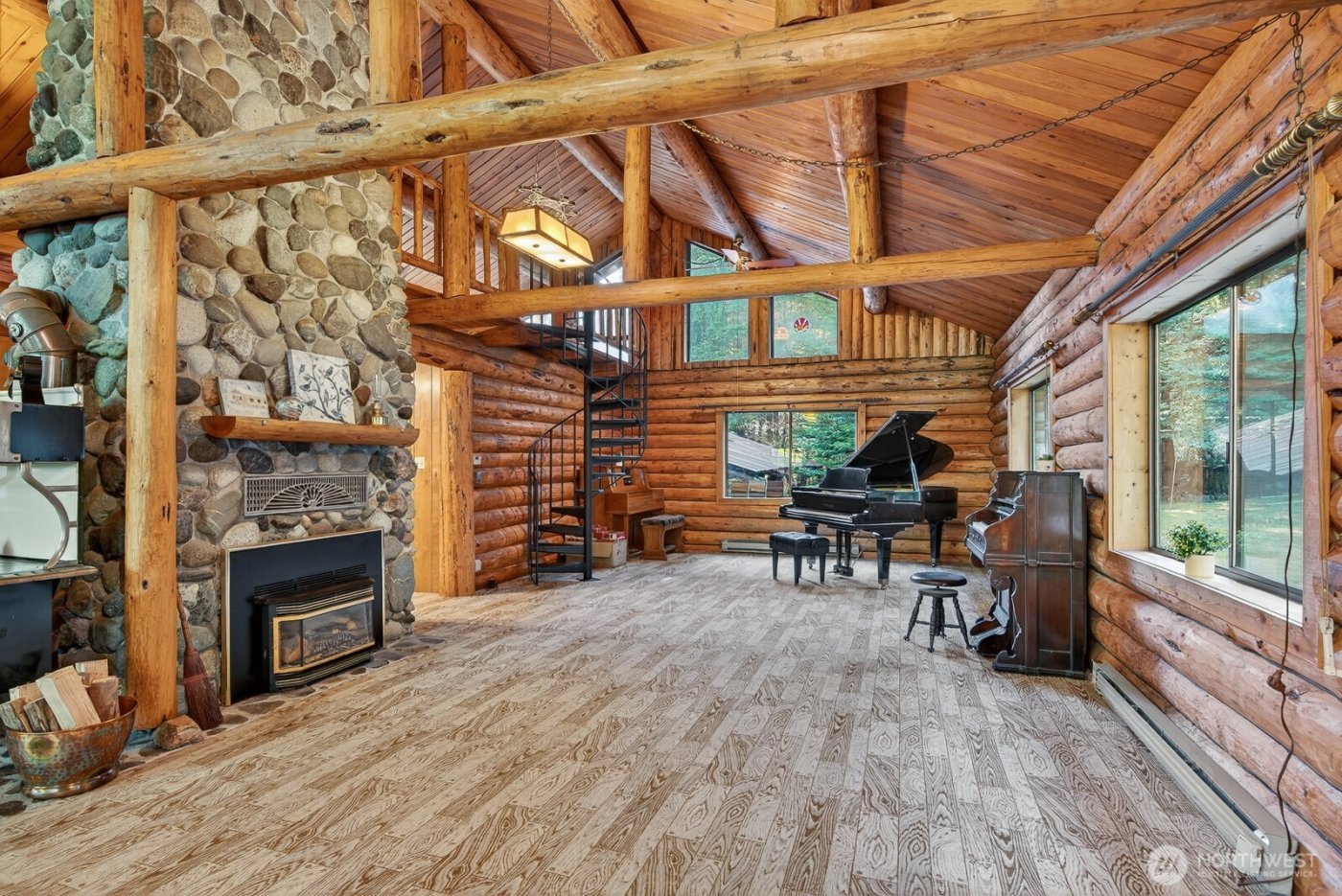 2103 Sherwood Forest Lane , Camano Island, WA 98282-8230