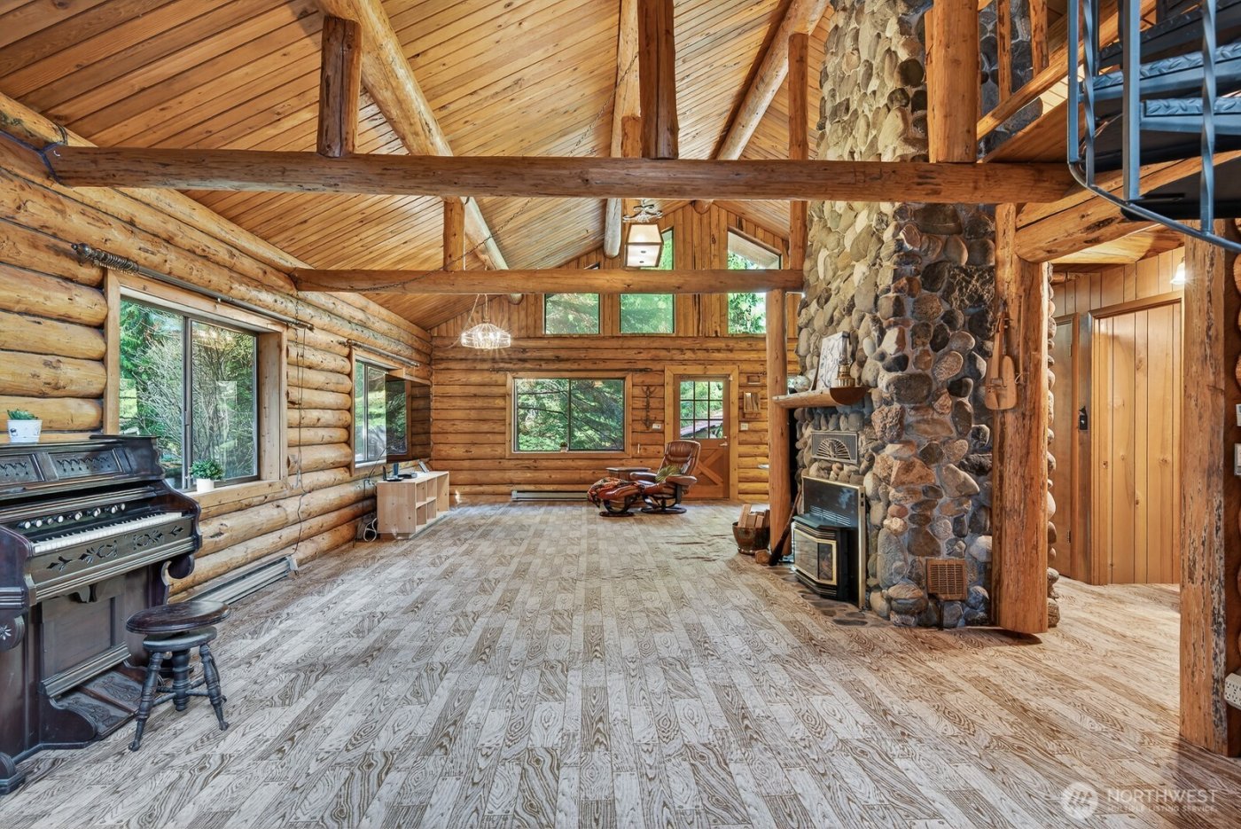 2103 Sherwood Forest Lane , Camano Island, WA 98282-8230