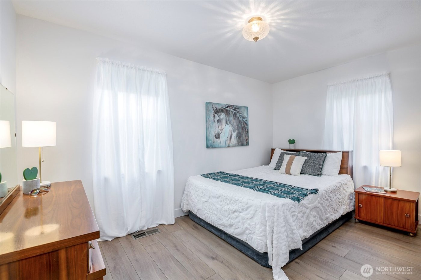 4901 E McKinley Avenue , Tacoma, WA 98404