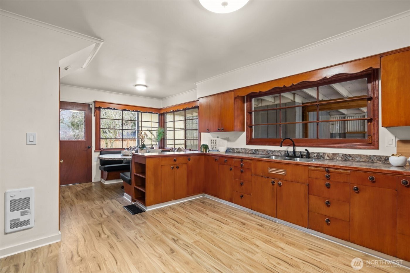 54307 Mountain Highway E, Elbe, WA 98330