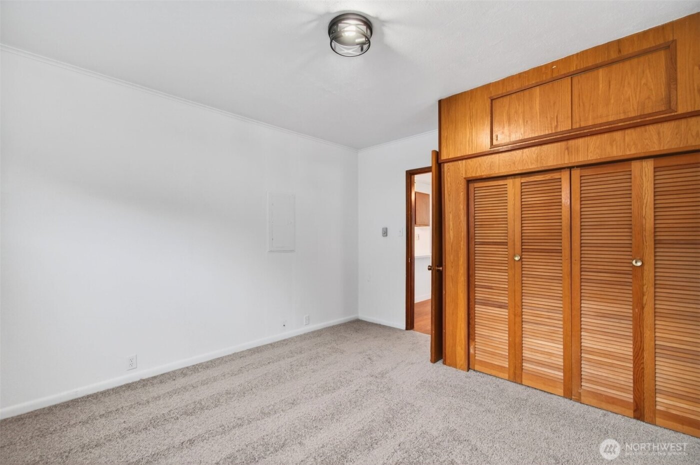 657 17th Avenue , Longview, WA 98632