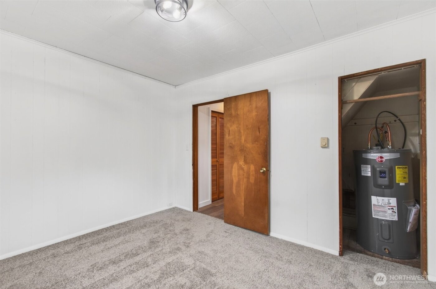 657 17th Avenue , Longview, WA 98632