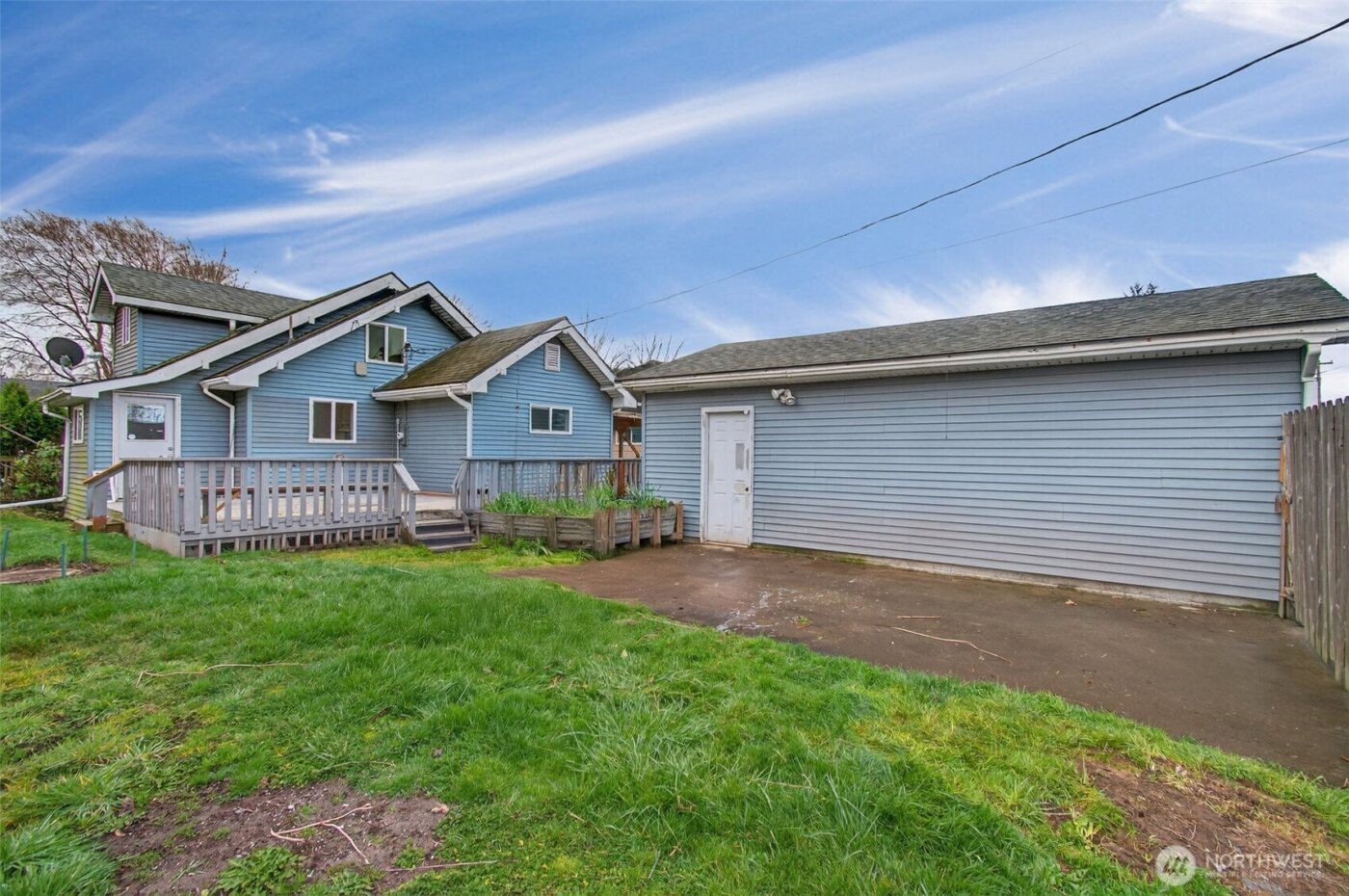 657 17th Avenue , Longview, WA 98632