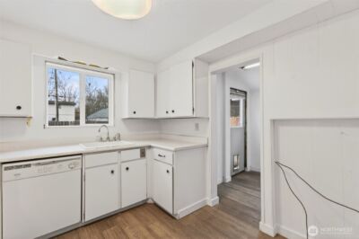 657 17th Avenue , Longview, WA 98632 - Photo 9