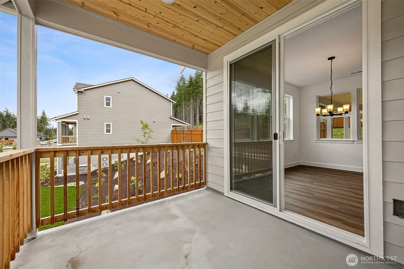 15602 210th Avenue E #314, Bonney Lake, WA 98391