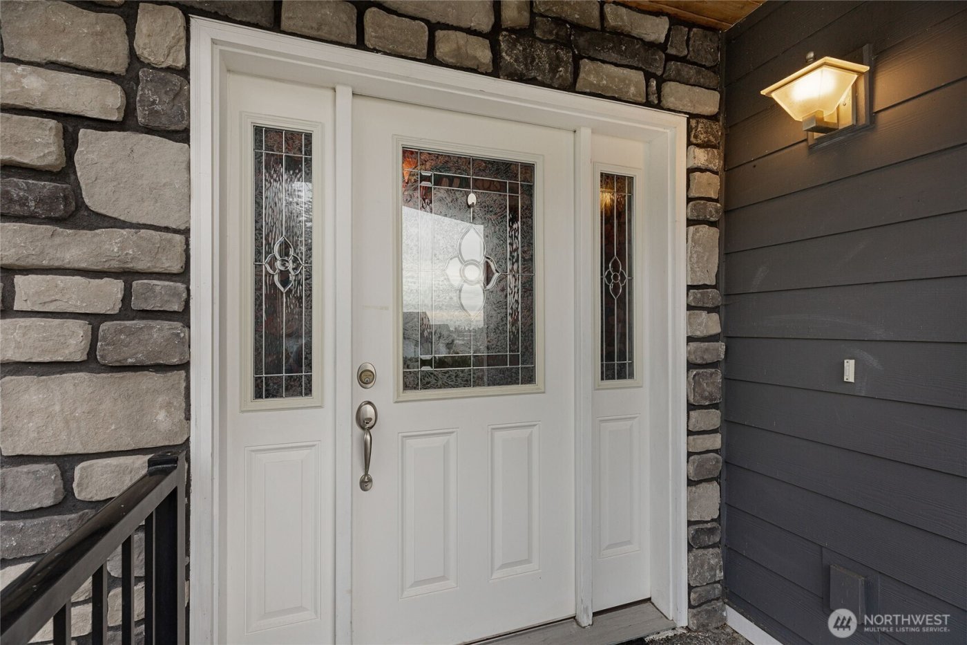 660 Parkside Place , Blaine, WA 98230