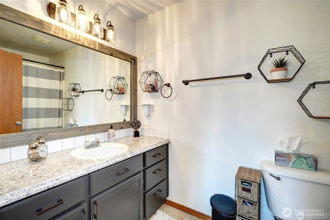 617 7th Street SE #25, Puyallup, WA 98372