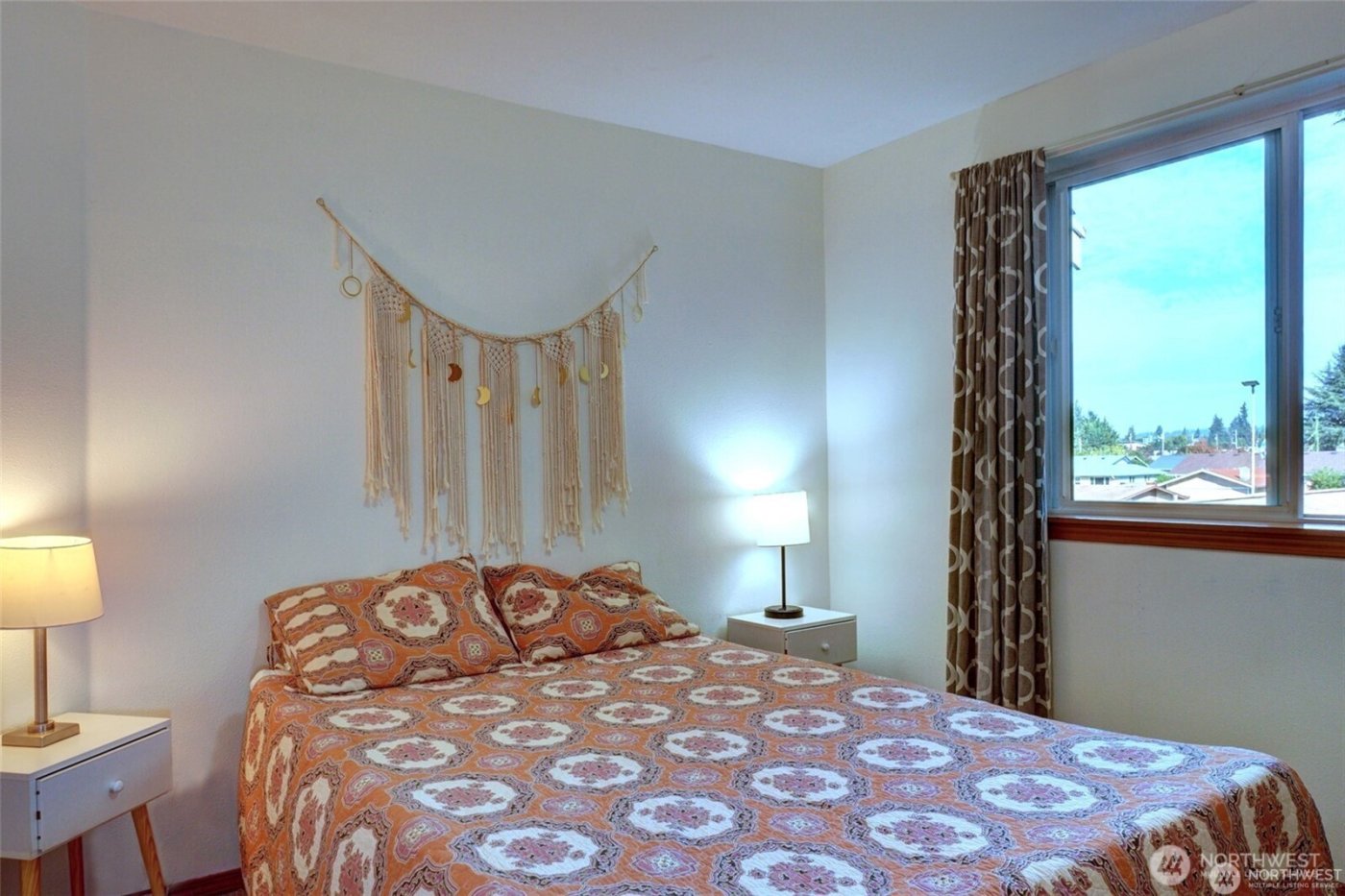 617 7th Street SE #25, Puyallup, WA 98372