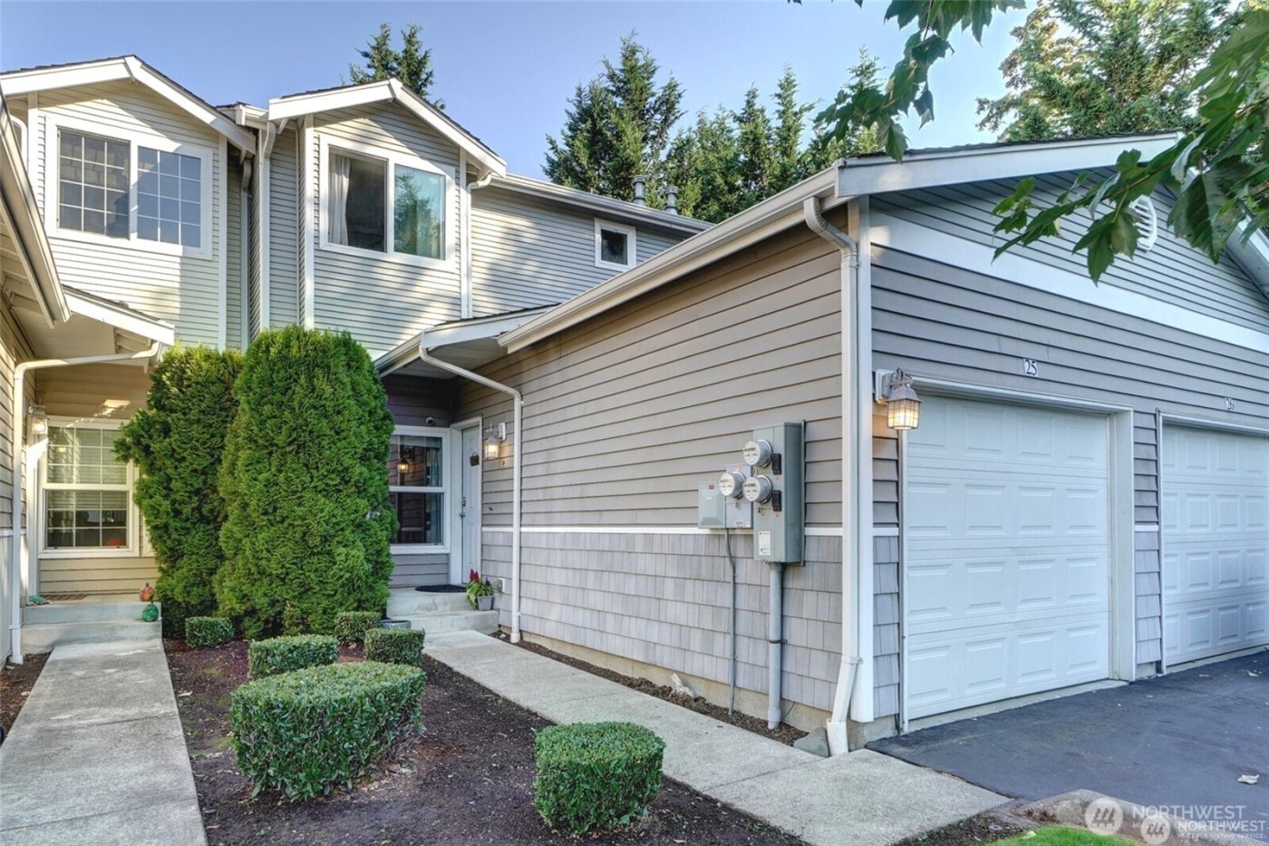 617 7th Street SE #25, Puyallup, WA 98372
