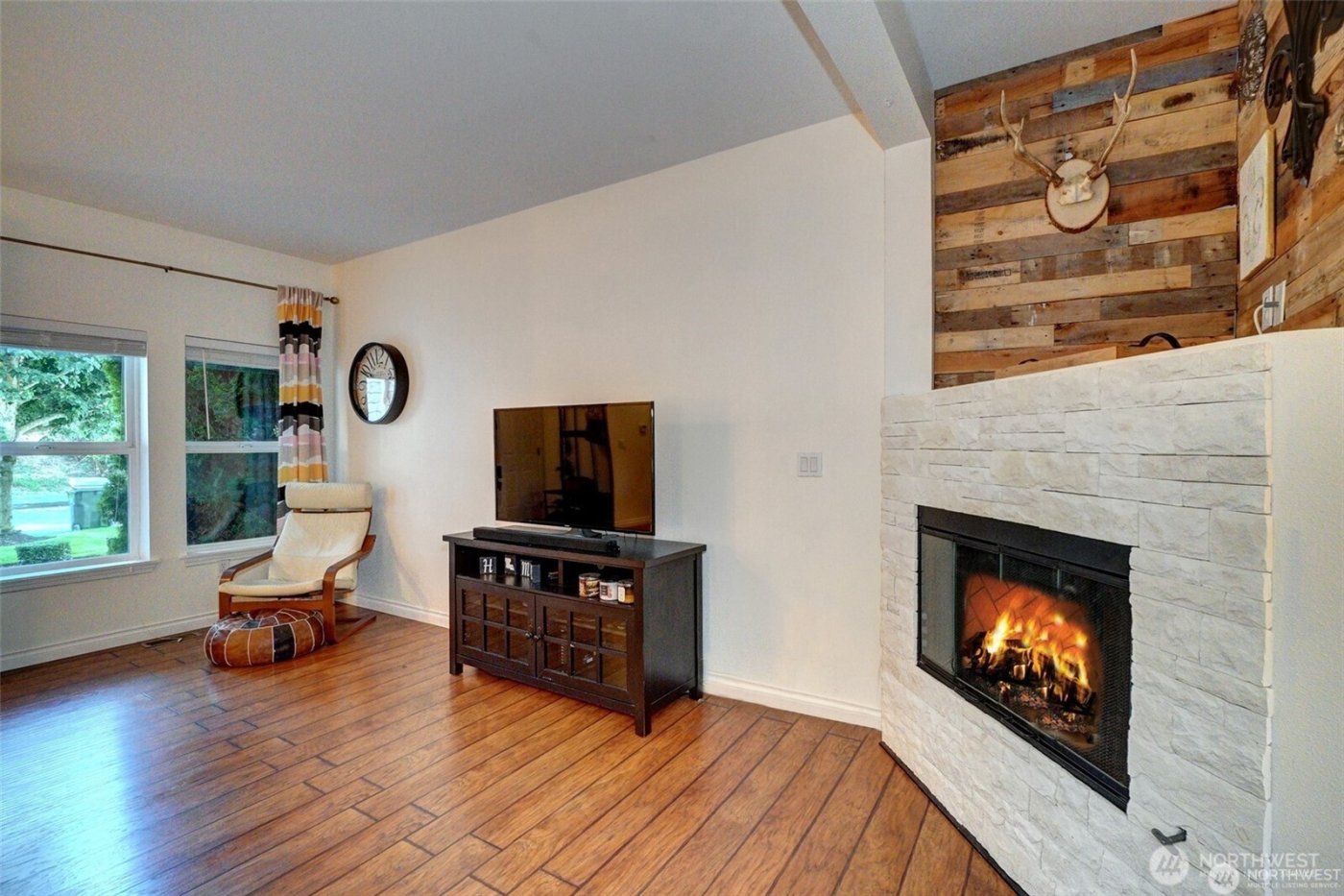 617 7th Street SE #25, Puyallup, WA 98372