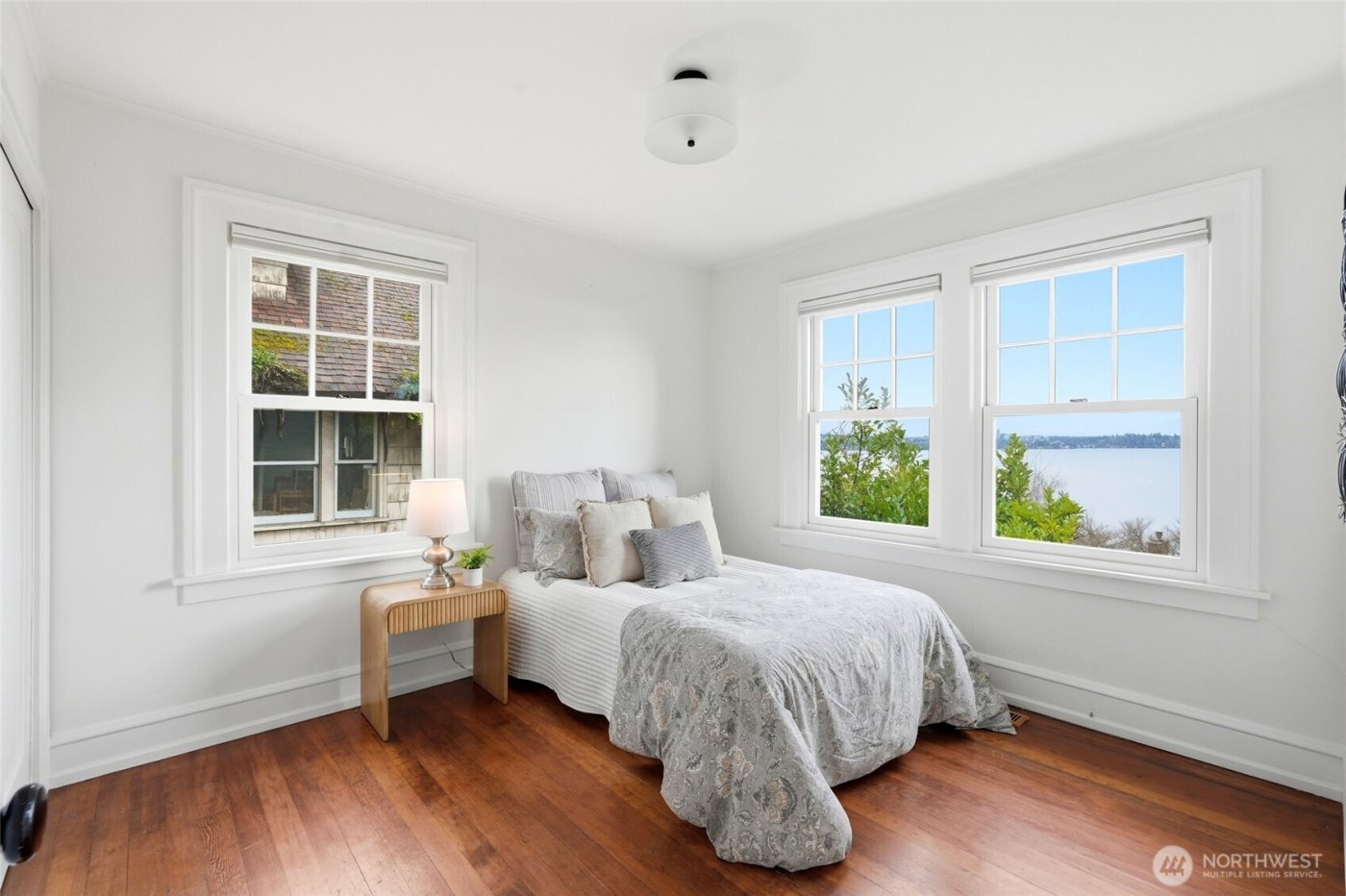 603 38th Avenue , Seattle, WA 98122