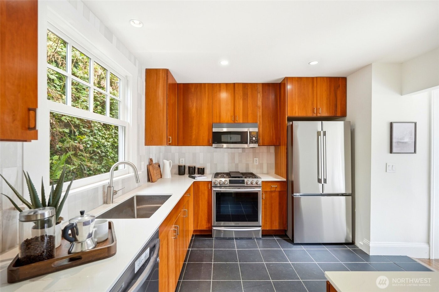 603 38th Avenue , Seattle, WA 98122