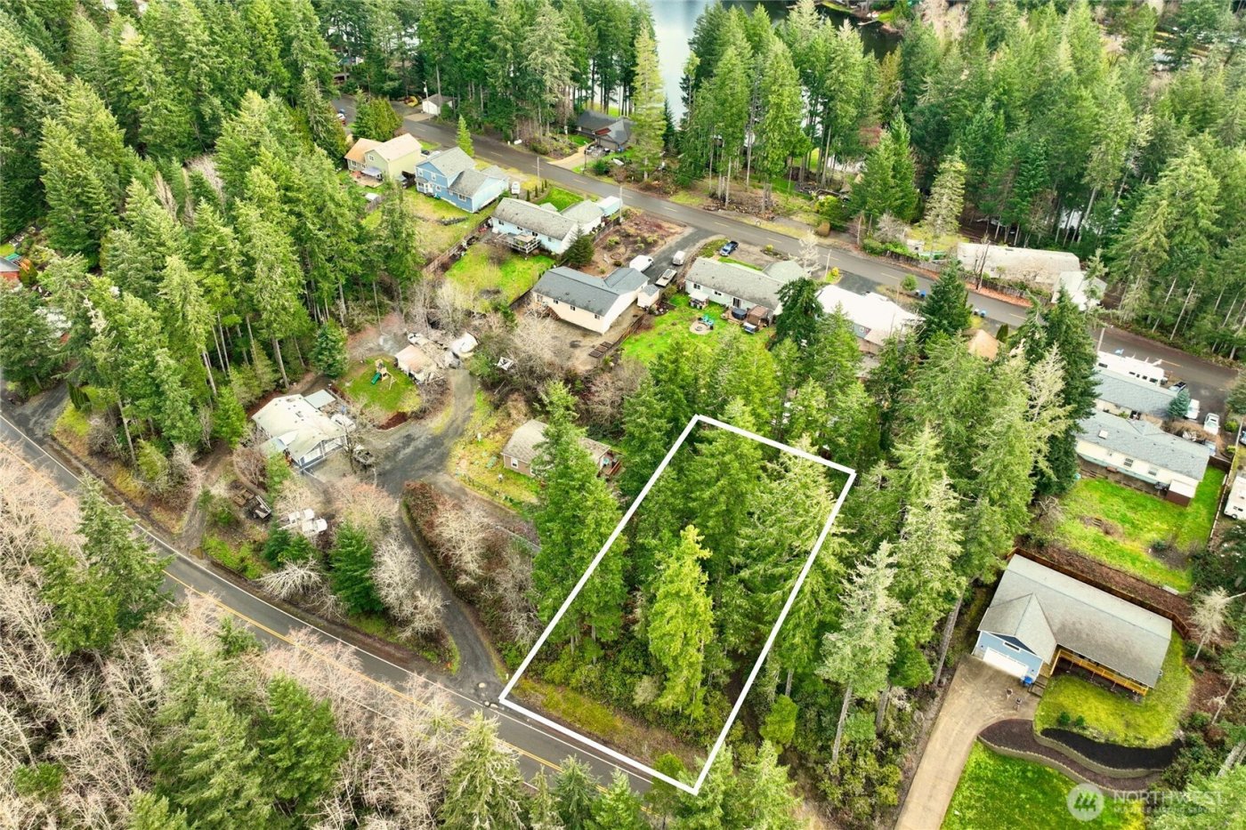 5011 E Rasor Road , Belfair, WA 98528