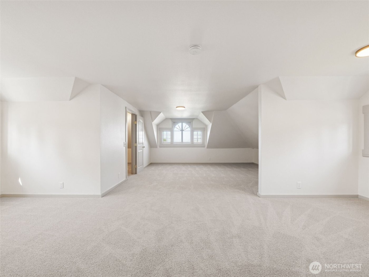 908 N K Street , Tacoma, WA 98403