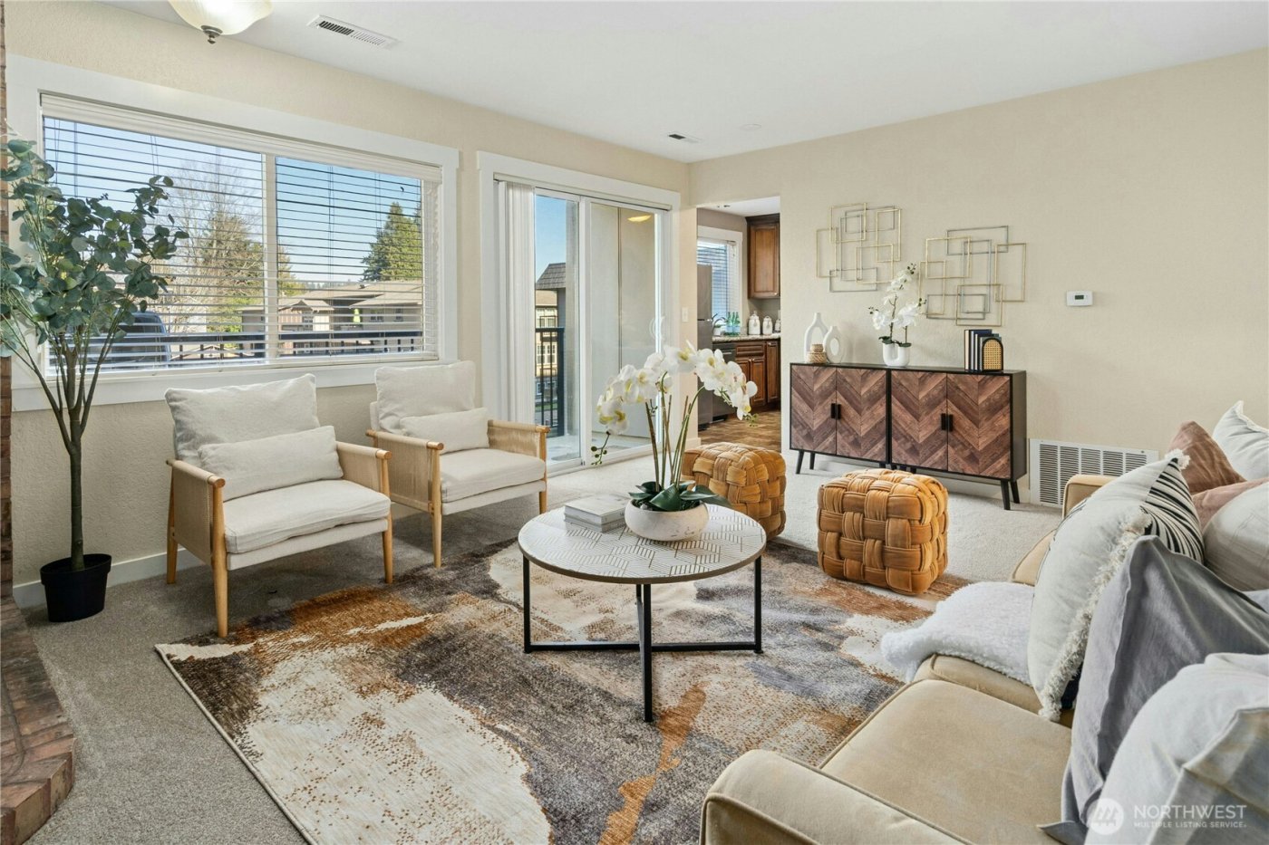 9515 NE 180th Street #C101, Bothell, WA 98011-7906