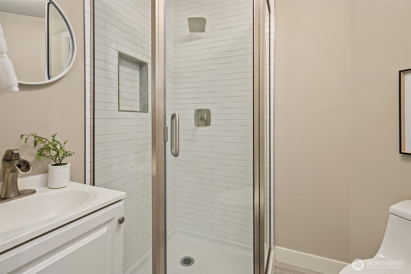 8202 196th Avenue NE, Redmond, WA 98053