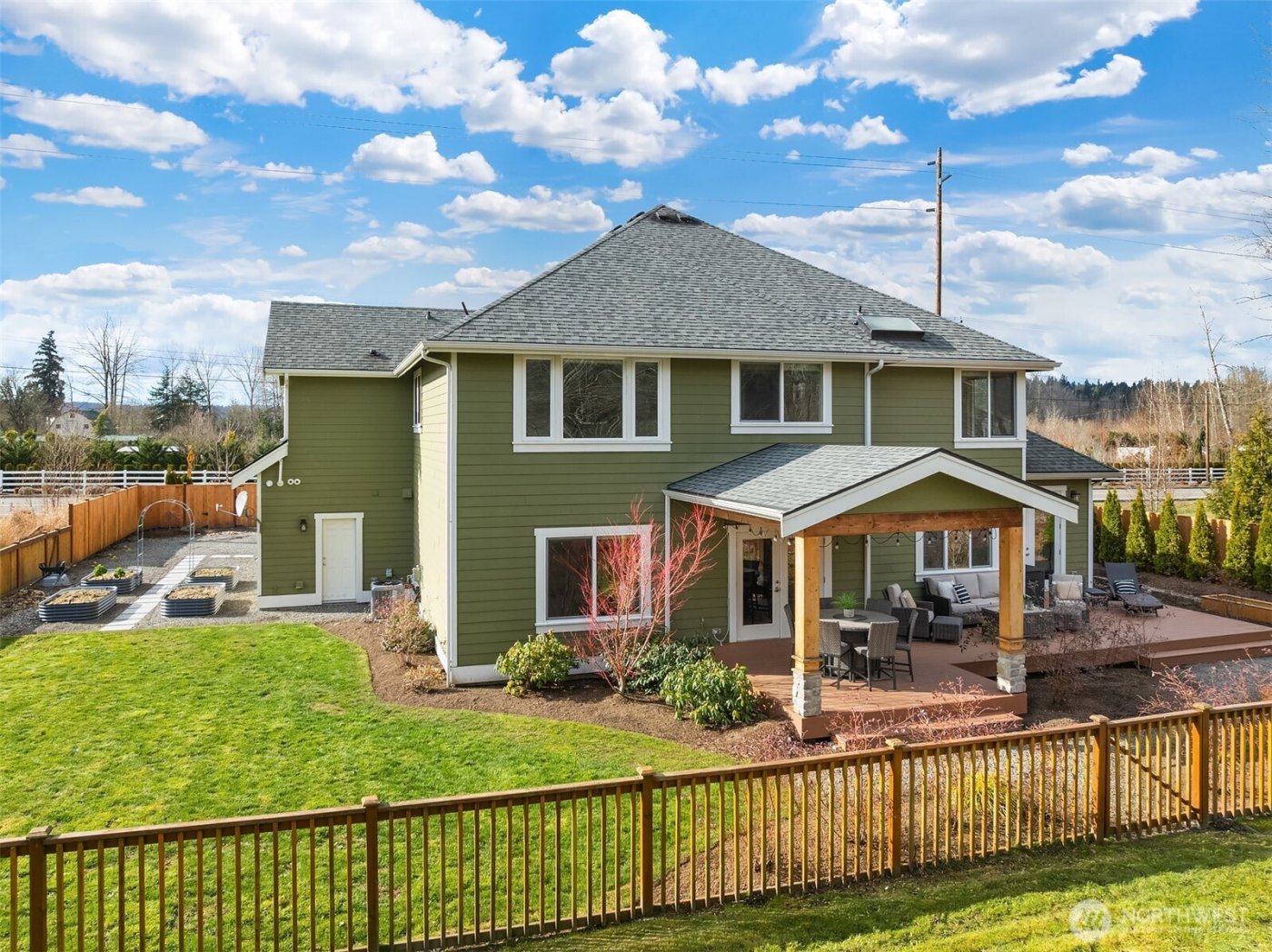 8202 196th Avenue NE, Redmond, WA 98053