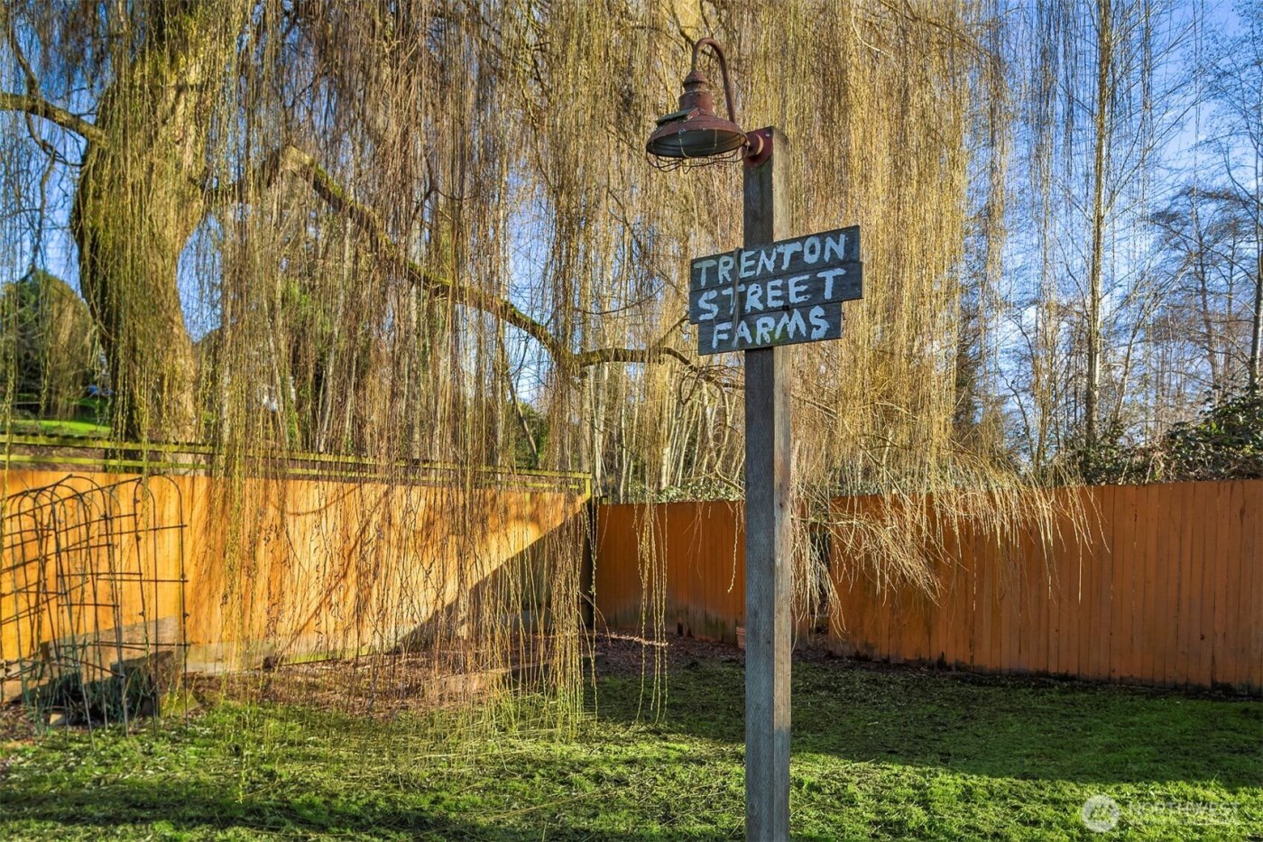 833 S Trenton Street , Seattle, WA 98108