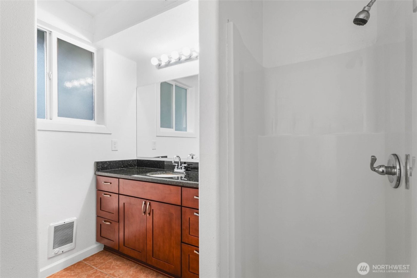 1311 E 68th Street , Tacoma, WA 98404