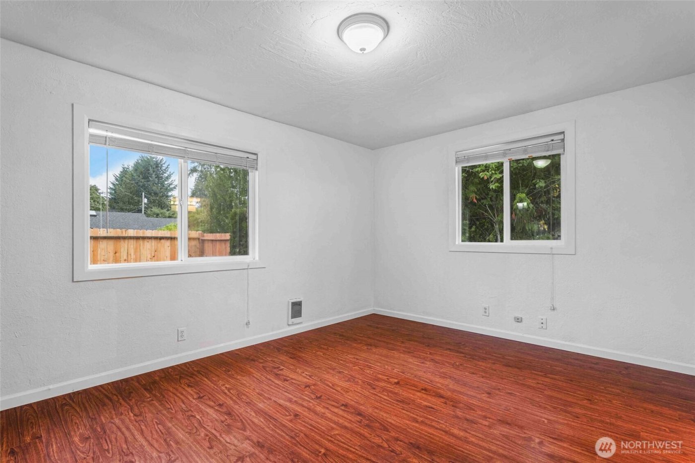 1311 E 68th Street , Tacoma, WA 98404