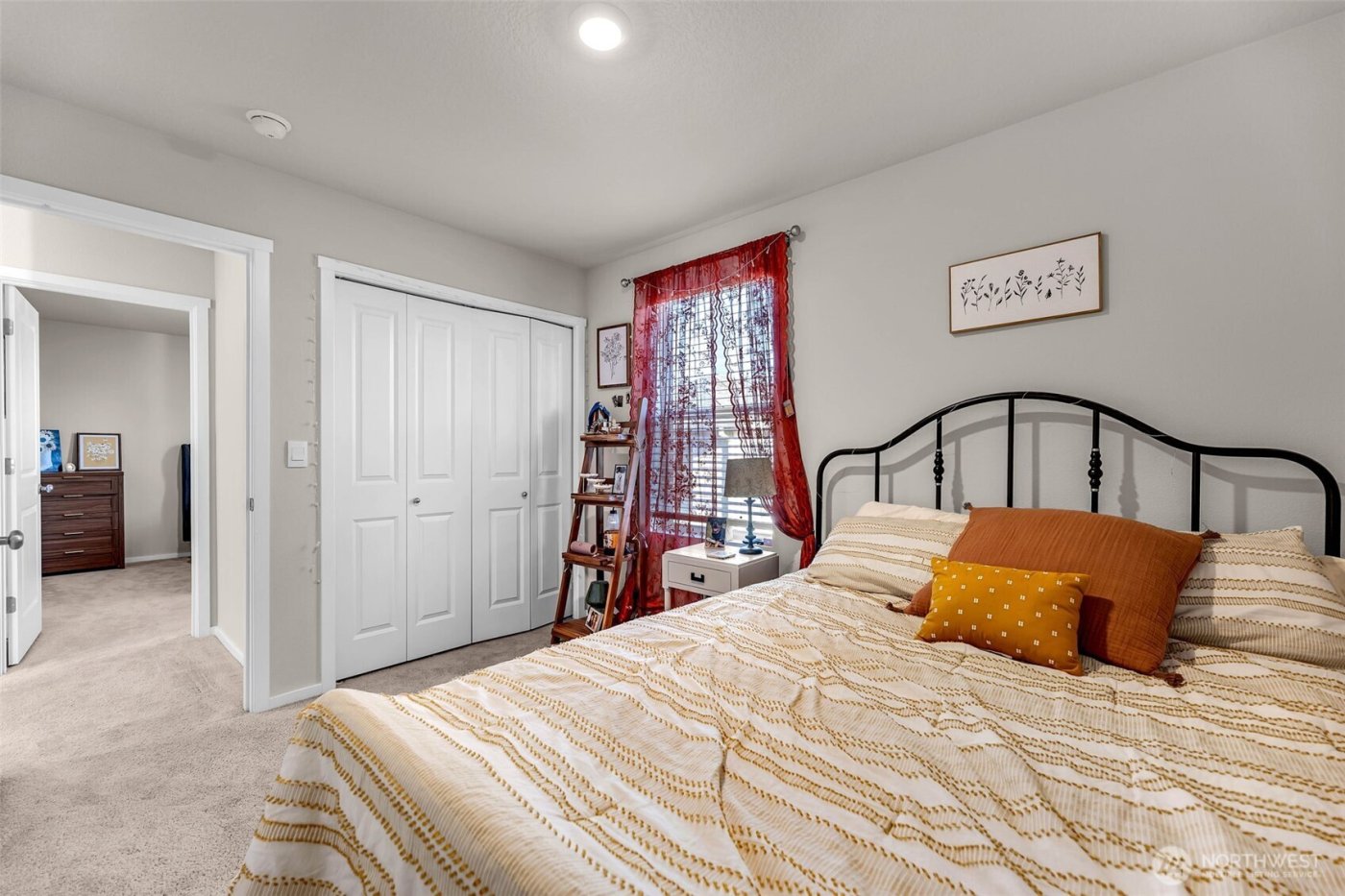 2936 N 3rd Way , Ridgefield, WA 98642